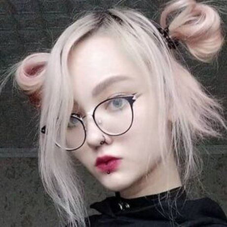 demonisia heiße pornographische galerie