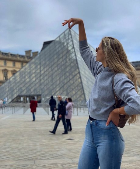 Barbara Dapic exklusive pornostar bild