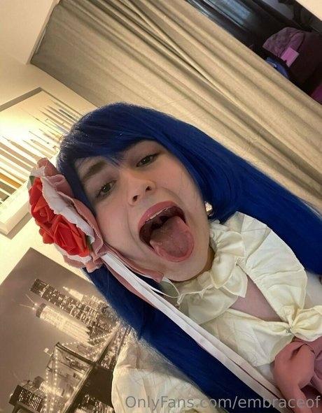 embraceof freie kunst galerien