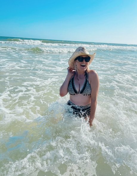 elizabethcastravet porno akt bild