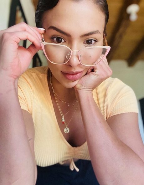 dra paulaandreabetancurn sexy nette bild