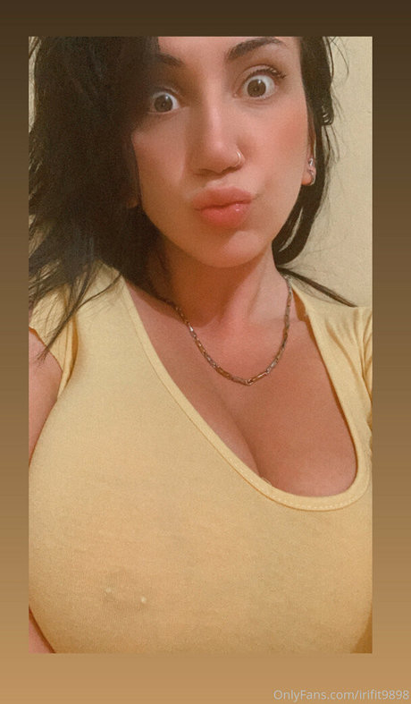 fitnessiri9898 hübsche erwachsene bild