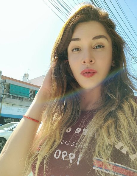 larawonder pornostar erwachsene galerie