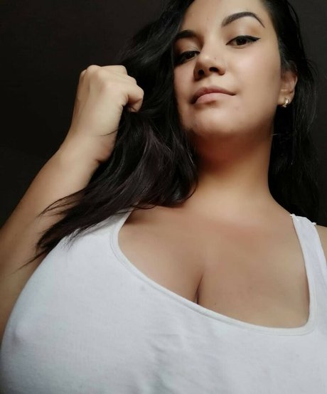 Isa Malone kunst pornostar fotos