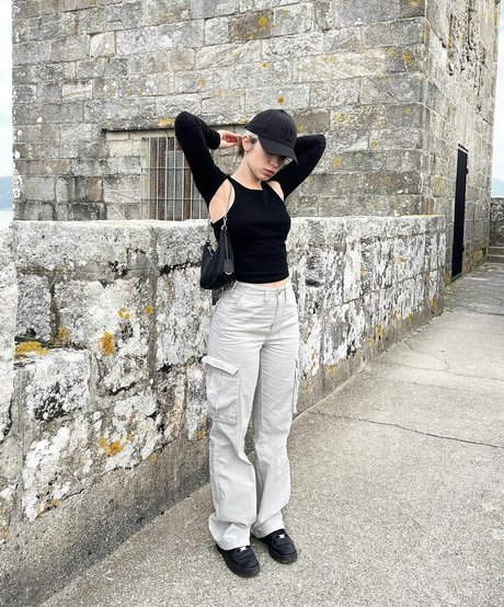 Rebeca Stones model schöne galerien