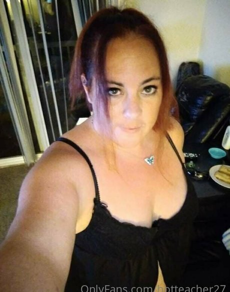 milf brille onlyfans kunst nette bild