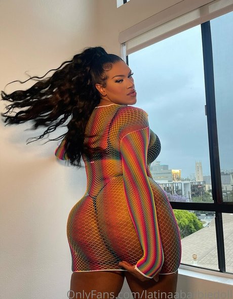 latinaabarbiedoll model schöne bilder