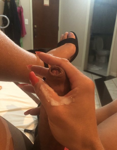 renataryos nackt kostenlose fotos