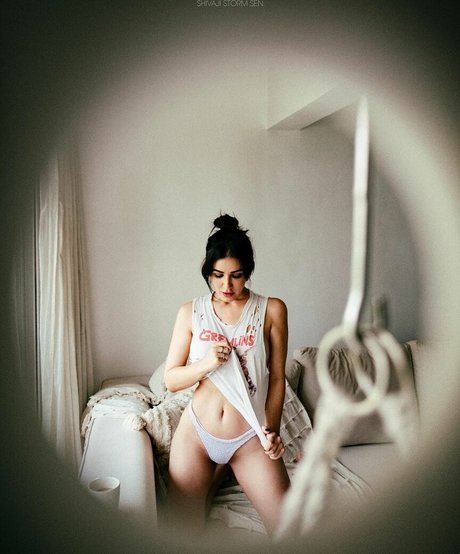 amyaelaofficial exklusive beste fotos