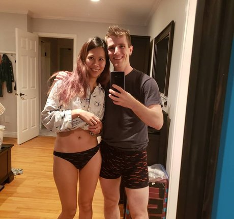 Yvonne Ho schöne nackte archiv