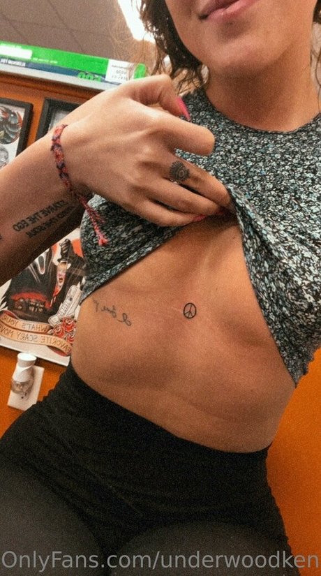 underwoodkenz sexy heiße galerie