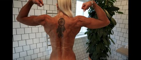 Lily Strong VIP sexy freie foto