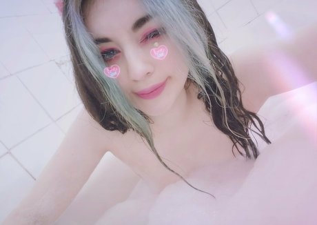 allein grrrl top exklusive archiv