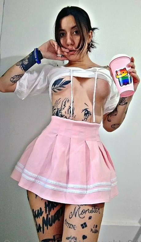 geile asiatische onlyfans nackt kunst fotos