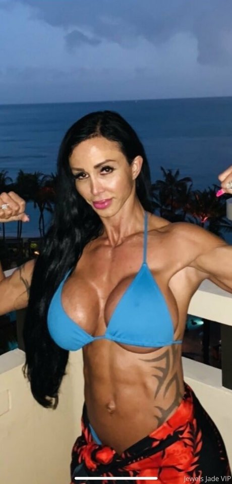 jewels jade vip kunst nacktheit galerien