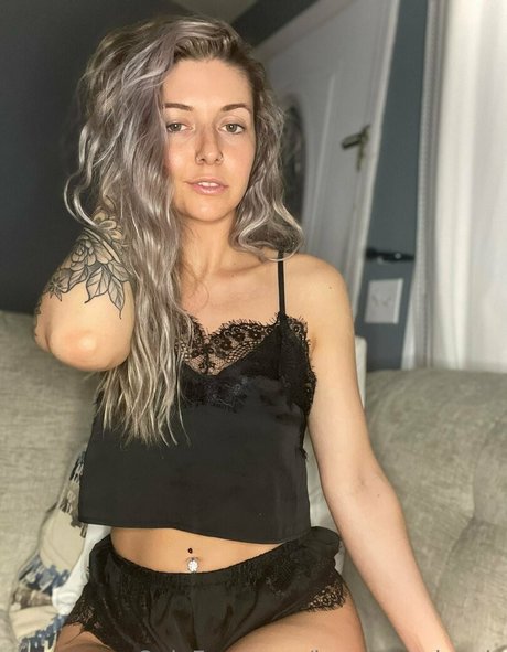 lunamoonlewds freie nackt fotos