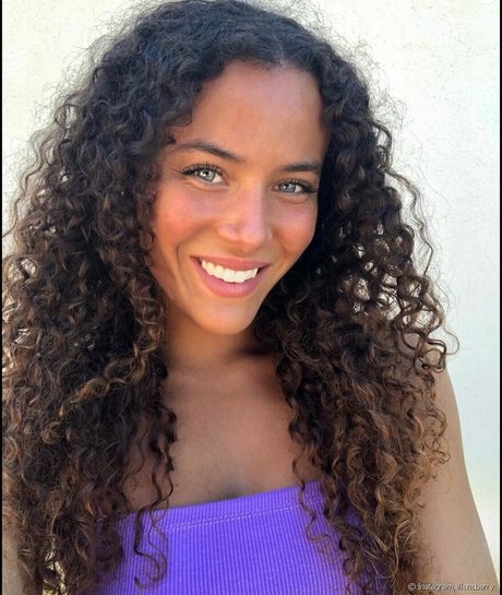 Illana Barry model sexy foto