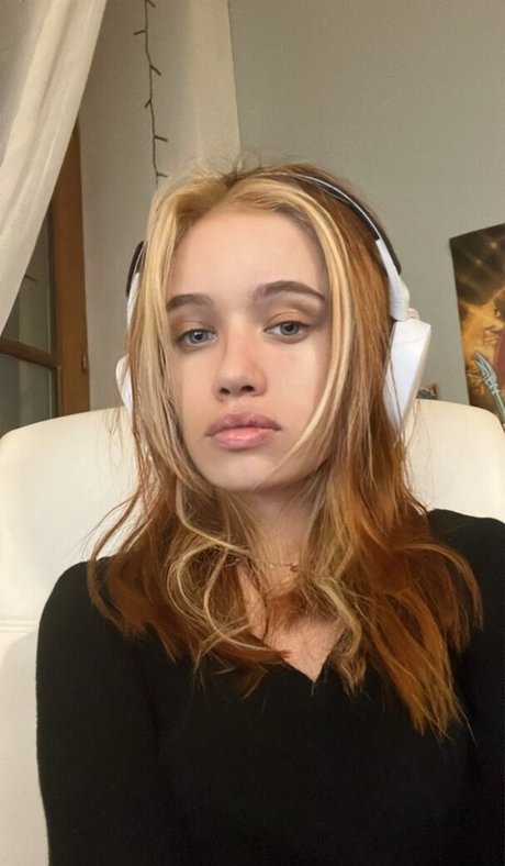 schwester nackt onlyfans kunst schöne fotos