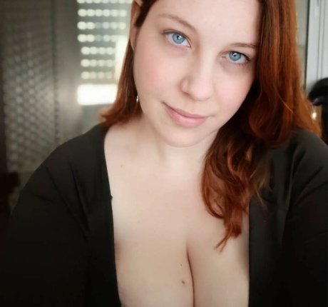RedheadAnne porno hd bild