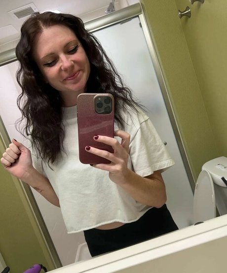 MudslinginTrainwreckVIP model porno galerie