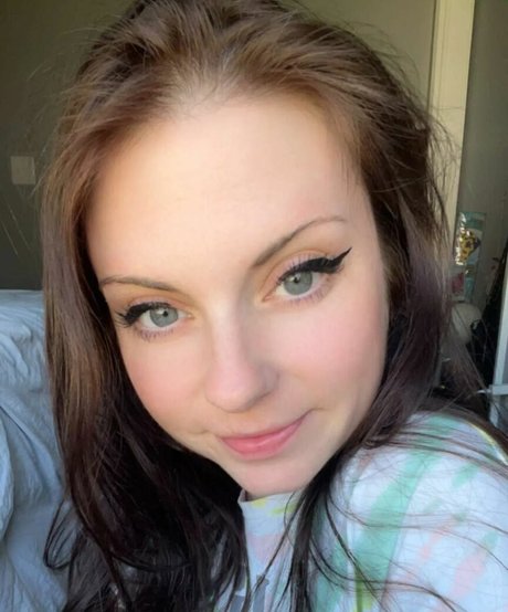 MudslinginTrainwreckVIP sexy perfekte galerien