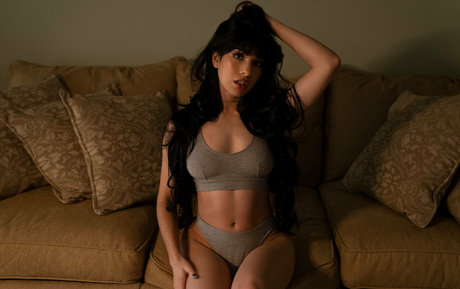 Lilladydee pornostar exklusive galerie