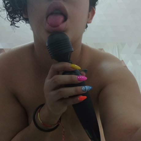 pinkiepiemid nacktheit freie bilder