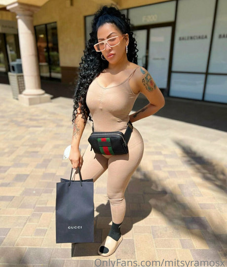 mitsyramosx porno hübsche galerien