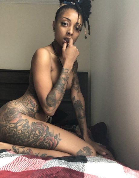 Dannie Ace nacktheit top fotos