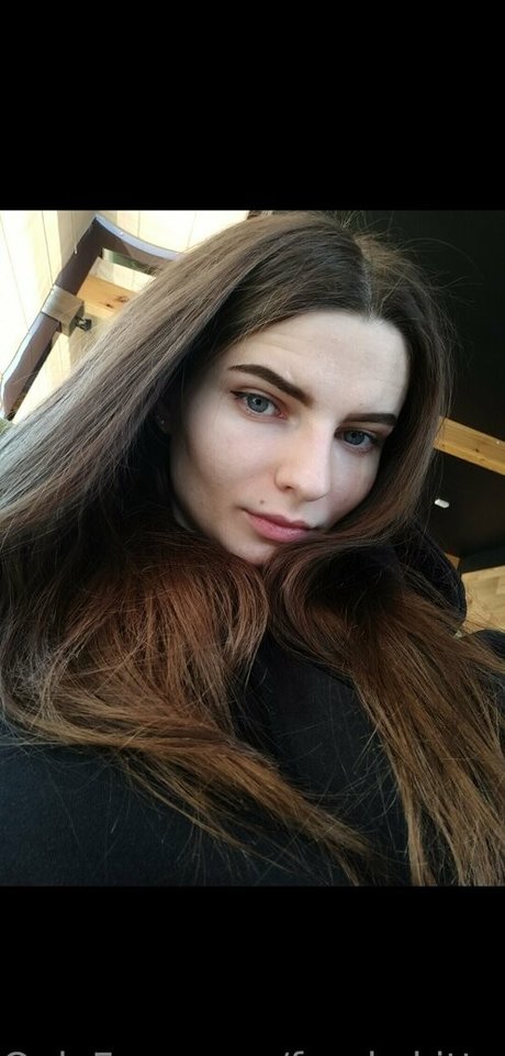 freakykittyxxx erwachsene nette bild