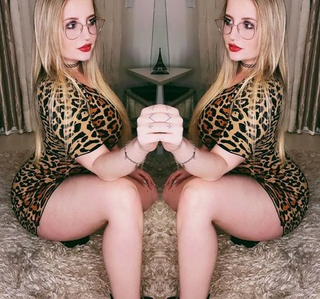 Natalya Rohling Tramontin nackt sexy bild