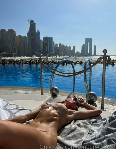 pawg ebenholz onlyfans nackt akt bild