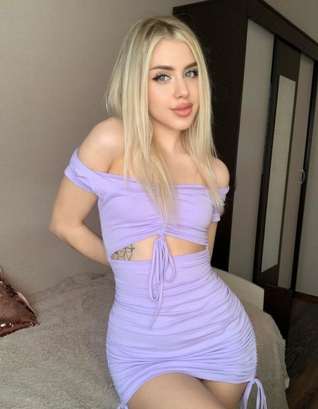 Eva Holiday top pornografische foto