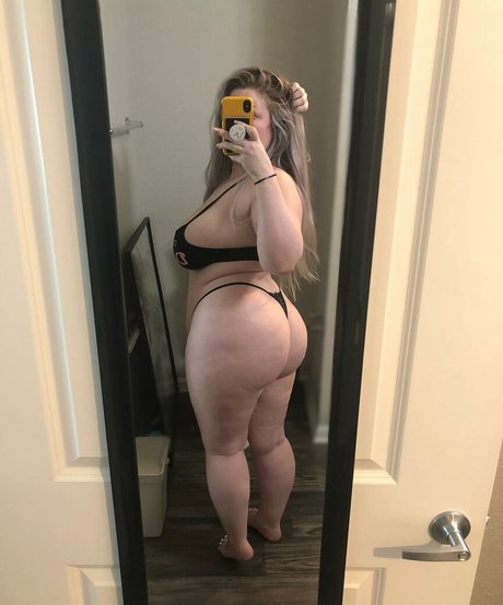 Bailey Bee nacktheit galerie