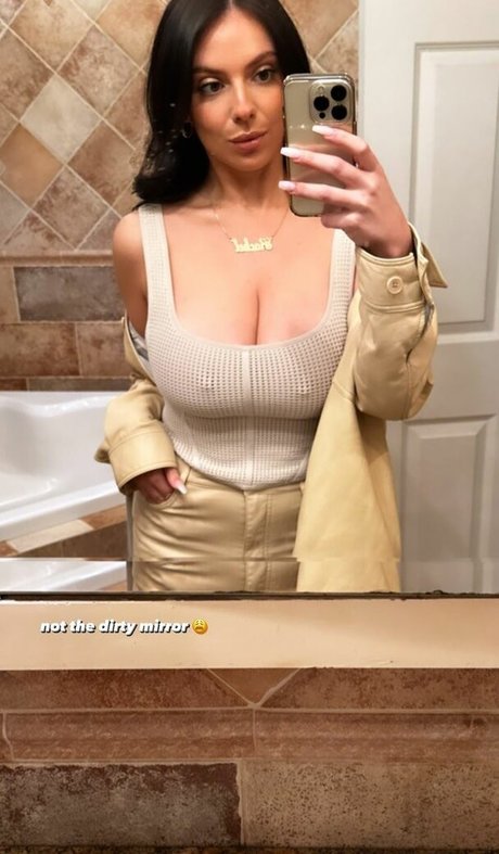 Rachel Winchester nackt pornographische foto