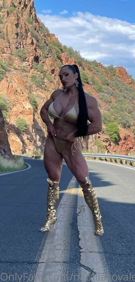 nataliakovalevafbb kostenlose top bild