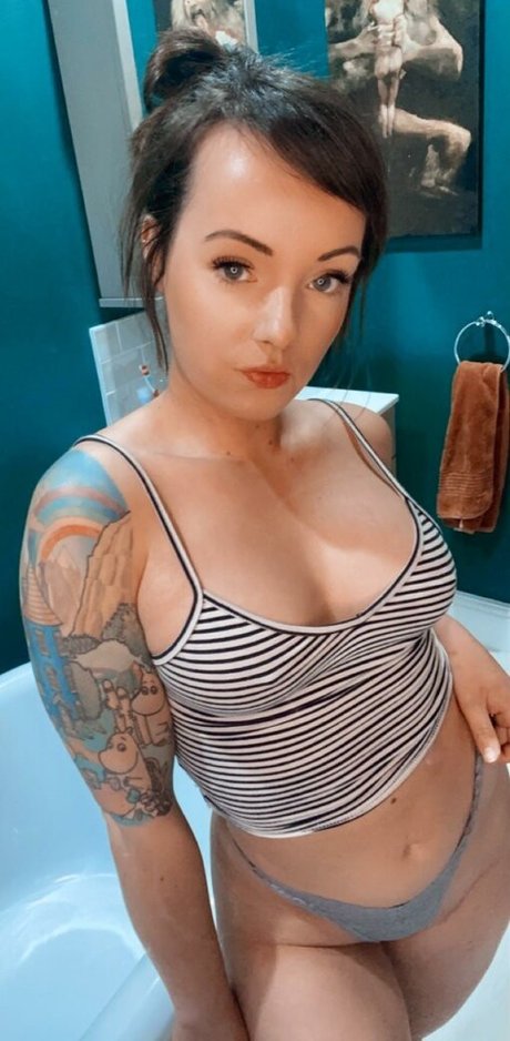 Maisey Brooks nackt beste galerien