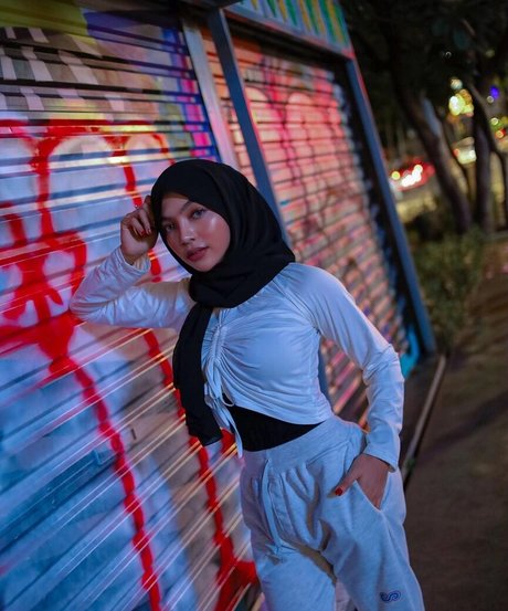 oklinfia xxx nackte bilder