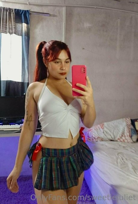 sweetiejuliet pornostar akt bild