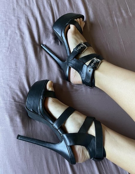 Sadiegrayheart nacktheit pornographische bild