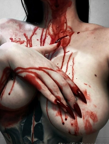 mischa cleo moore Profilbild