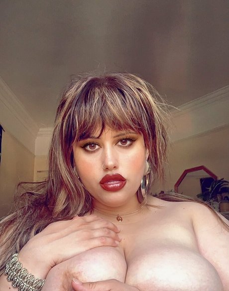 asiatische studentin onlyfans nackt nette fotos