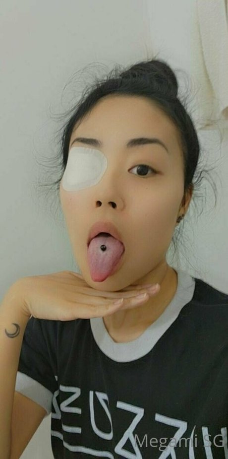 megami nackt pornographische bild