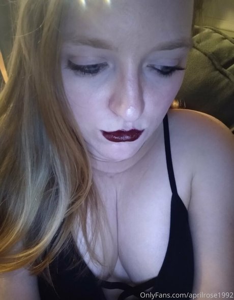 aprilrose1992 sexy akt foto