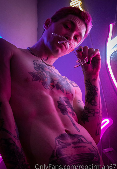 mama onlyfans heiße kunst galerie