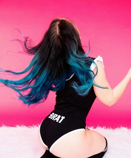 CuteMissLiz sex archiv