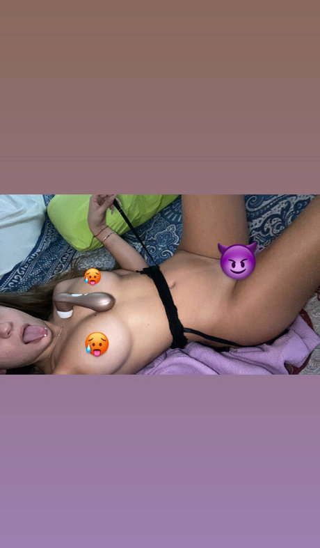 janiss oficial schauspielerin akt archiv