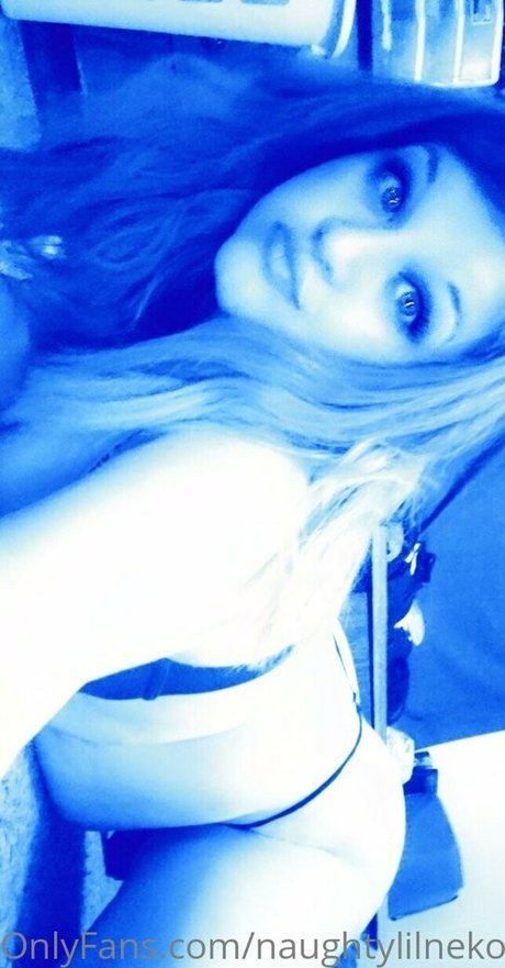 naughtylilnekofree nacktheit nette bild