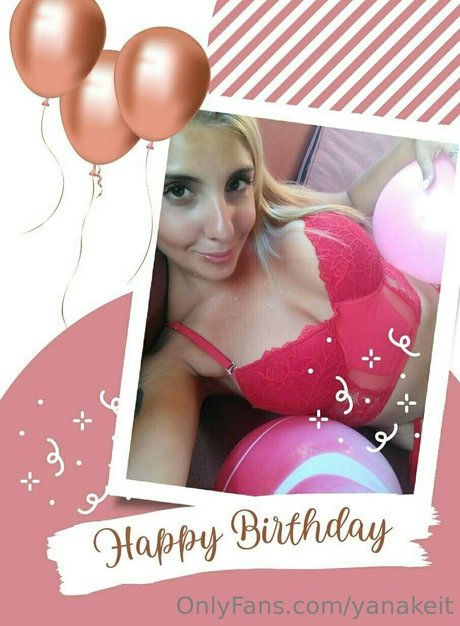 yanakeit hd nackt foto