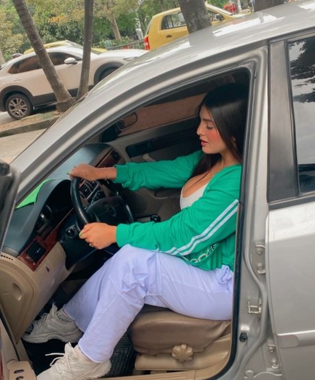 Dayalis Moreno schöne nacktheit galerien